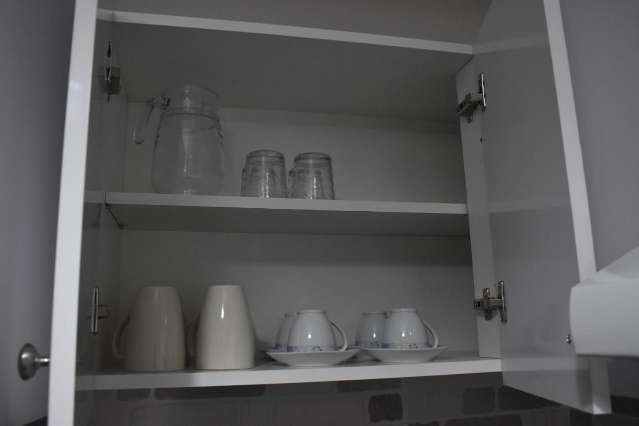 Marias Apartment - In City Centre,Near Beach Larnaca Bagian luar foto